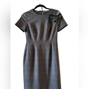 Banana Republic Pin Stripe Dress Grey size 2